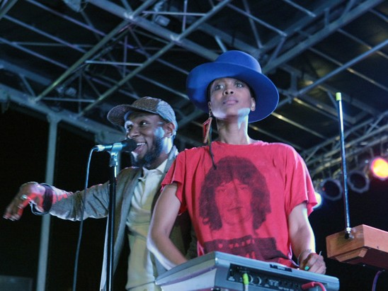 Erykah Badu & Yasiin Bey (aka) Mos Def at Capital One Arena