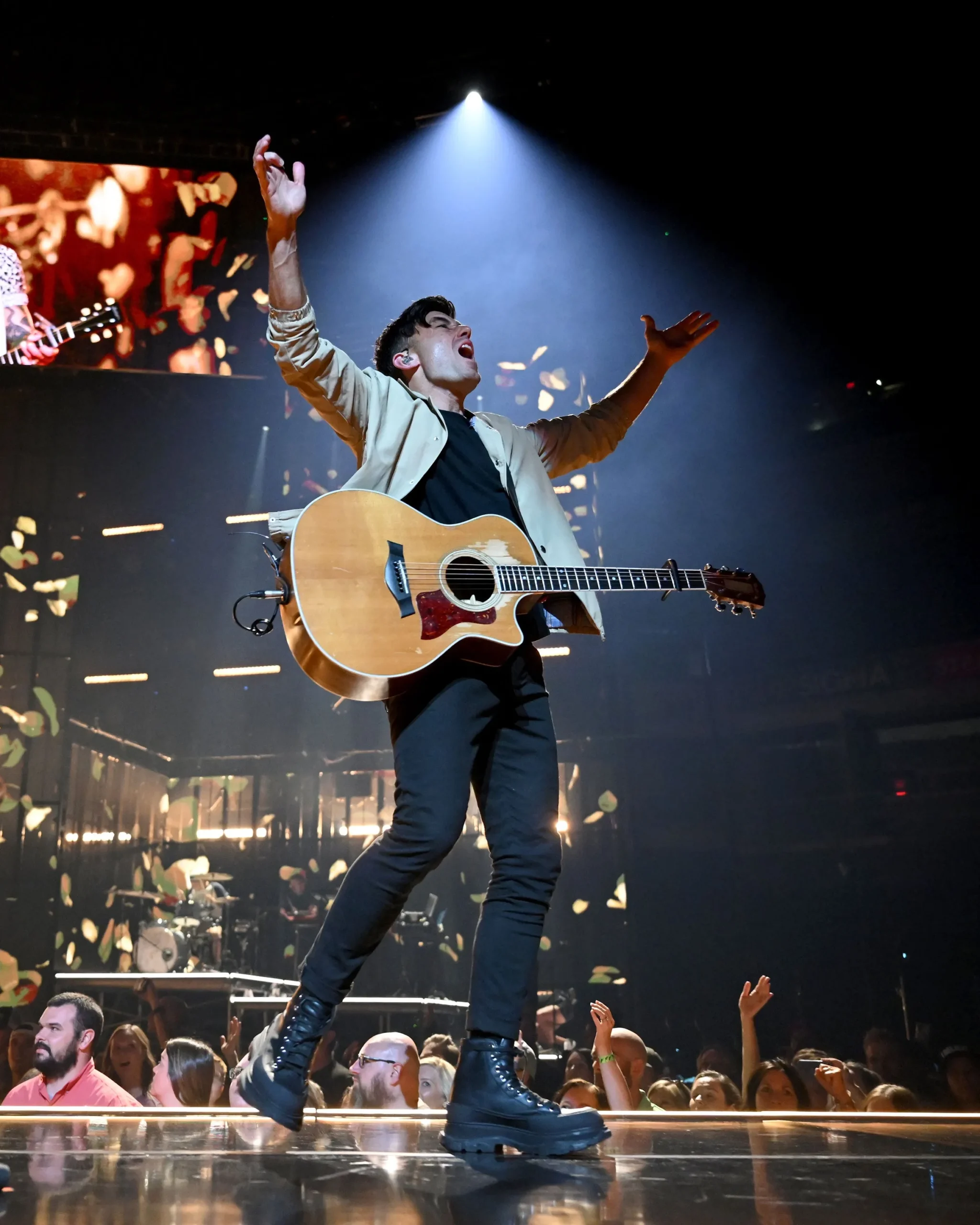 Summer Worship Nights: Phil Wickham & Brandon Lake